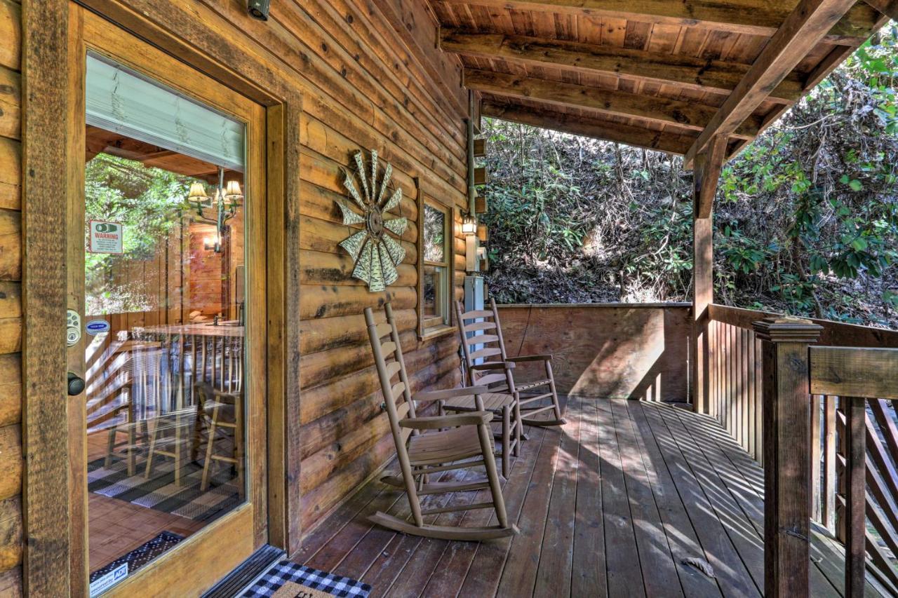 Cabin With Hot Tub And Deck, 3 Mi To Pigeon Forge Севьервилл Экстерьер фото