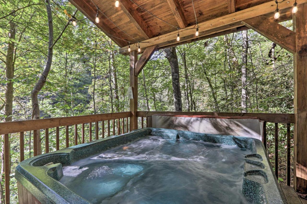 Cabin With Hot Tub And Deck, 3 Mi To Pigeon Forge Севьервилл Экстерьер фото