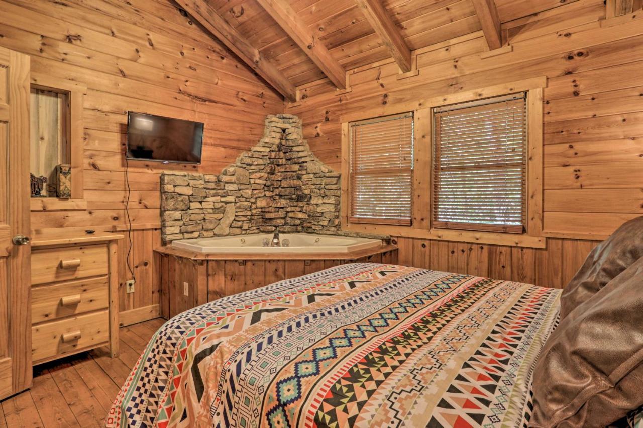 Cabin With Hot Tub And Deck, 3 Mi To Pigeon Forge Севьервилл Экстерьер фото